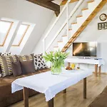 Mistral Bed & Breakfast 3*