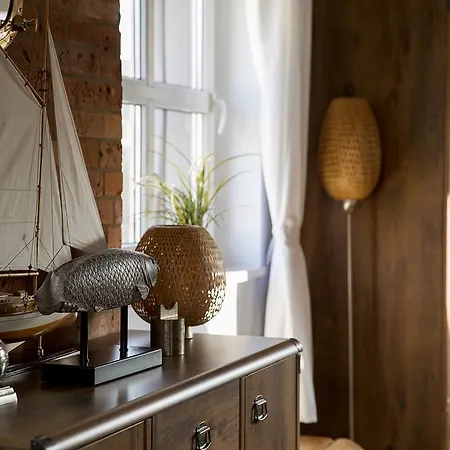 Mistral לינה וארוחת בוקר