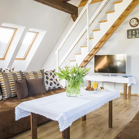 Mistral לינה וארוחת בוקר 3*