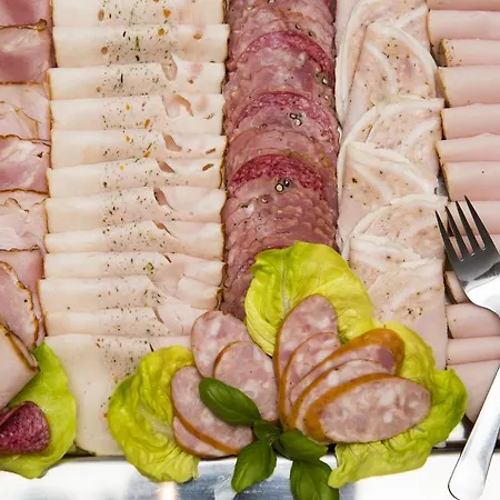 Mistral 3* אוסטקה