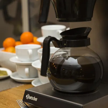 לינה וארוחת בוקר Mistral